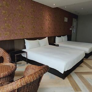 Ximen Garden Inn